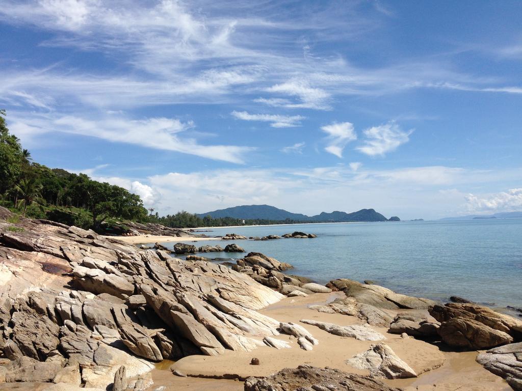 Sea Breeze House, Naiplao Beach Khanom Bagian luar foto